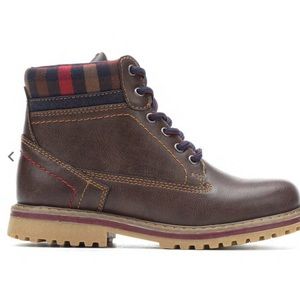 Stone Canyon  Tucker boots